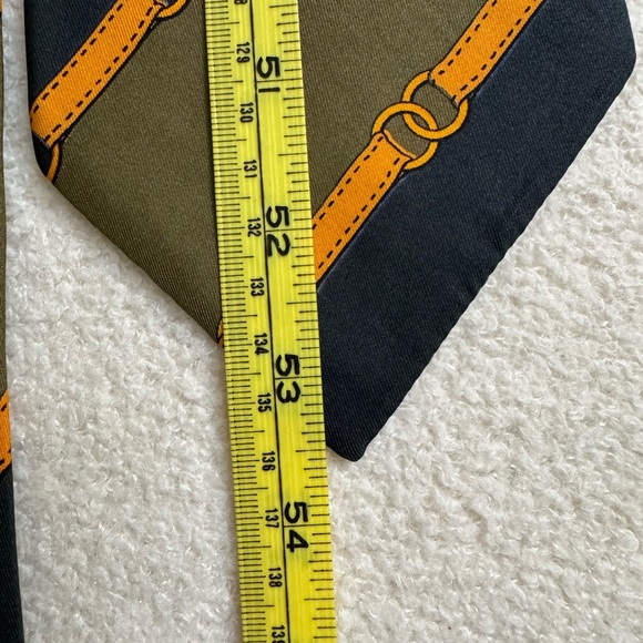 HERMES Vintage Silk Tie - Picture 9 of 10